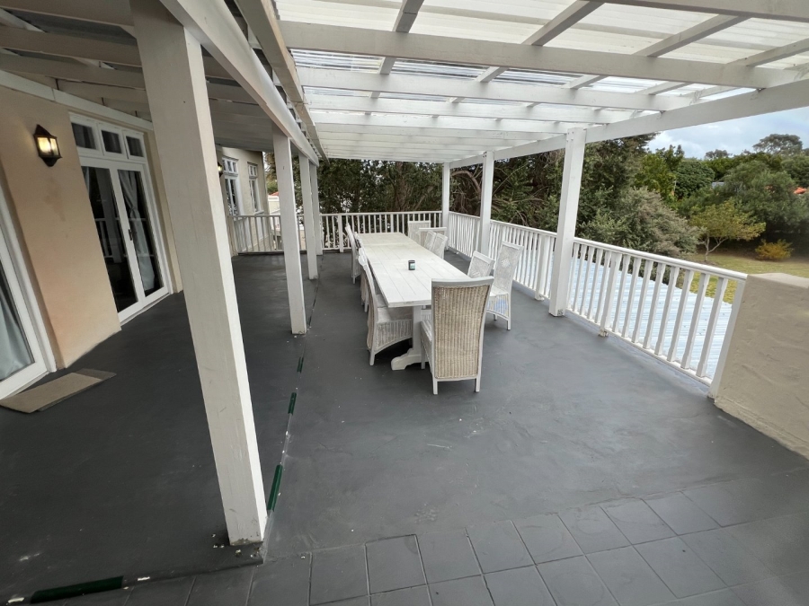 1 Bedroom Property for Sale in Keurboomstrand Western Cape
